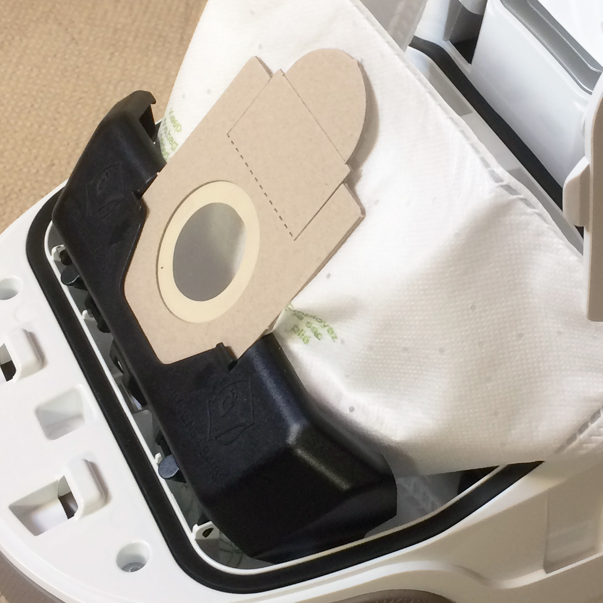 Dustwave® 10 Staubsaugerbeutel für Emerio VE-110452.2 - hocheffizient mit Hygieneverschluss - Made in Germany