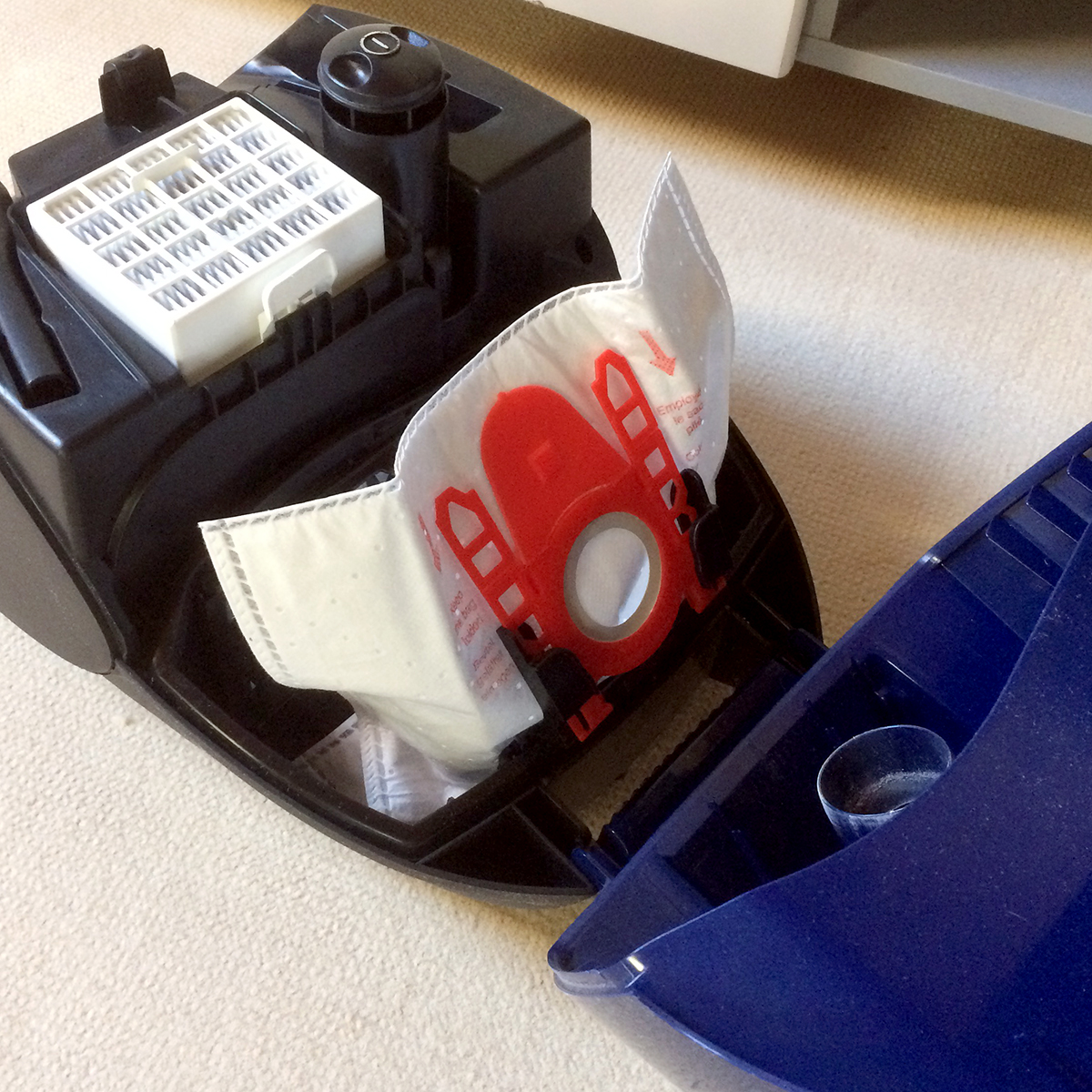 Dustwave® 10 Staubsaugerbeutel für Bomann CB 993 / CB993 - hocheffizient mit Hygieneverschluss - Made in Germany